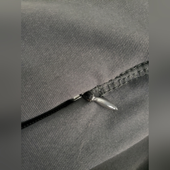 ZUZUZEN Active Gray/Purple Workout Yoga Capri Leggings - Picture 6 of 7